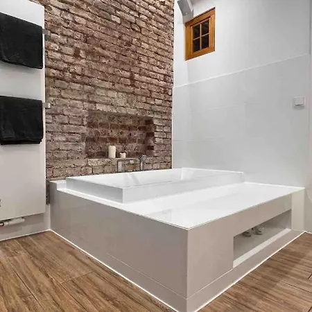 Charming Private Lägenhet *